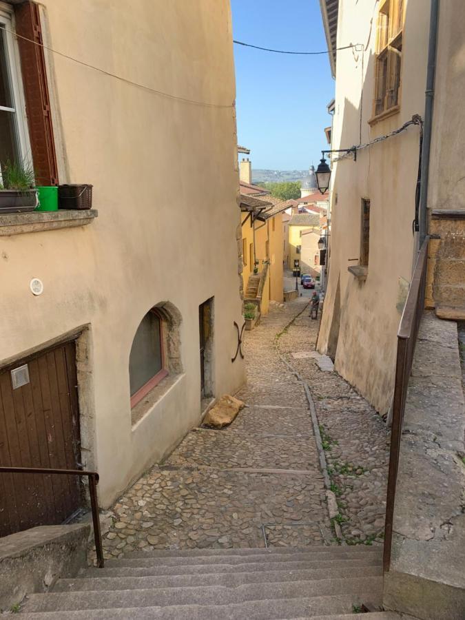 Duplex De Luxe A Elegance Et Confort 100m2 Climatisees Trevoux