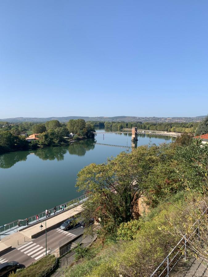 Duplex De Luxe A Elegance Et Confort 100m2 Climatisees Trevoux