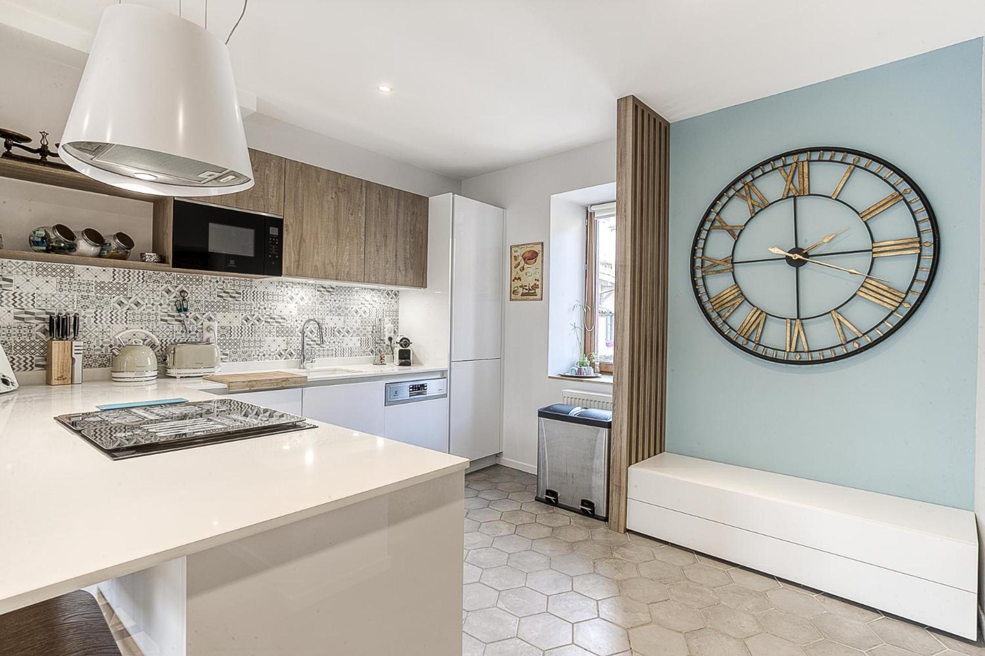 Duplex De Luxe A Elegance Et Confort 100m2 Climatisees * Trevoux