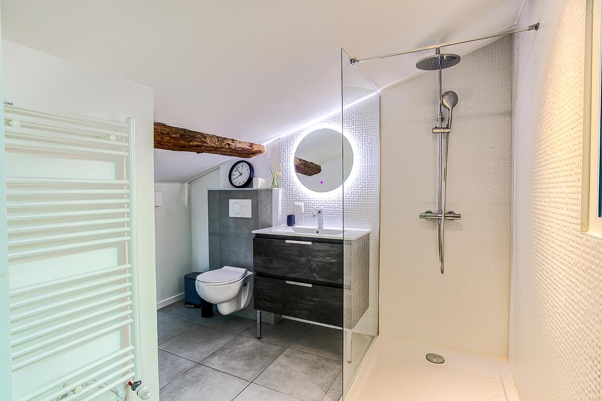 Duplex De Luxe A Elegance Et Confort 100m2 Climatisees